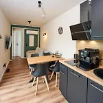 Apartamento Luxuscontainer Am Nürburgring #3 *