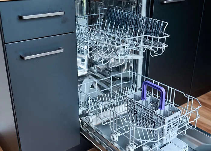 Luxuscontainer Am Nuerburgring #3 * Adenau