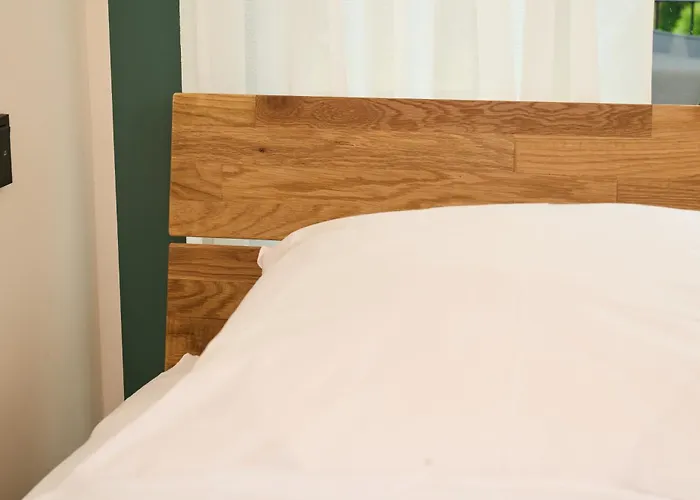 Luxuscontainer Am Nuerburgring #3 Adenau