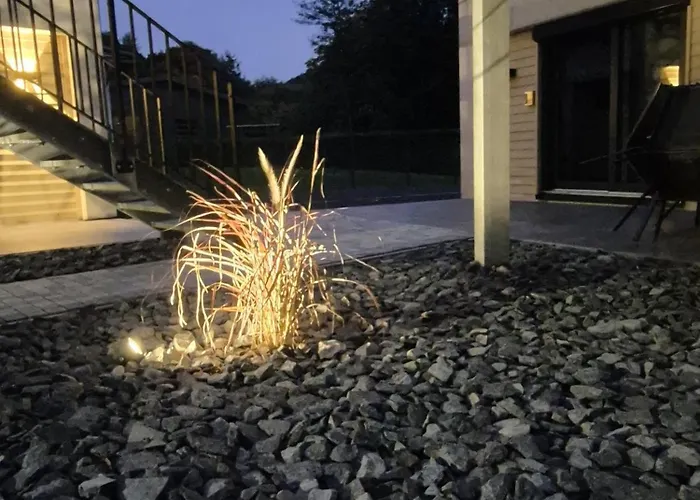 Luxuscontainer Am Nuerburgring #3 Adenau